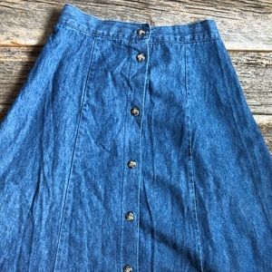 Vintage high waisted denim skirt